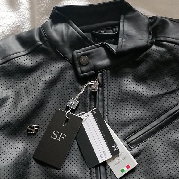 Superlative Fashion Leather Jacket - Picture 2 of 6